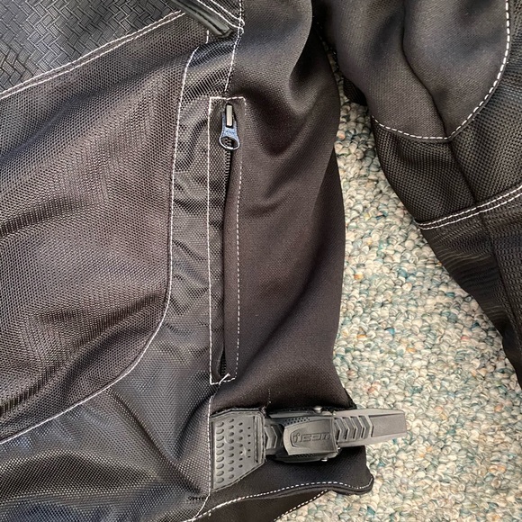 ICON MOTO Motorcycle Riding Jacket - Picture 3 of 6